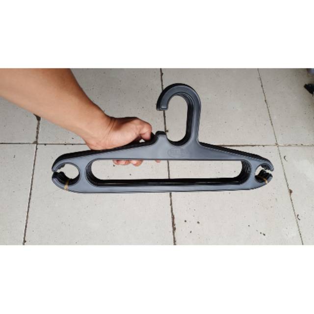 HANGER 17 HITAM 12pcs