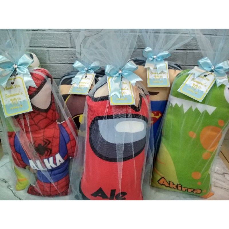 souvenir bantal guling custom / boneka bantal