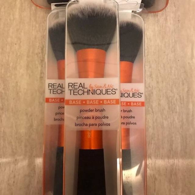 Powder Brush - 1pc