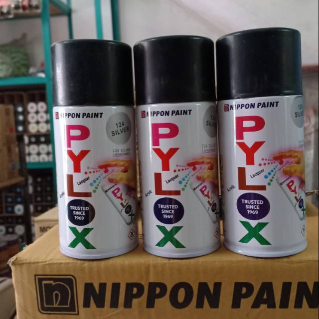 Cat semprot Pylox 124 silver 300cc