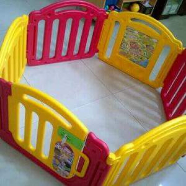 L'abeile play yard