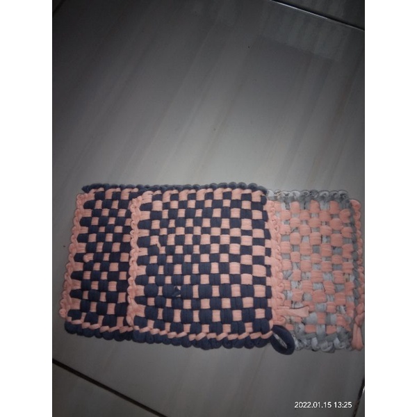 kain lap model anyaman