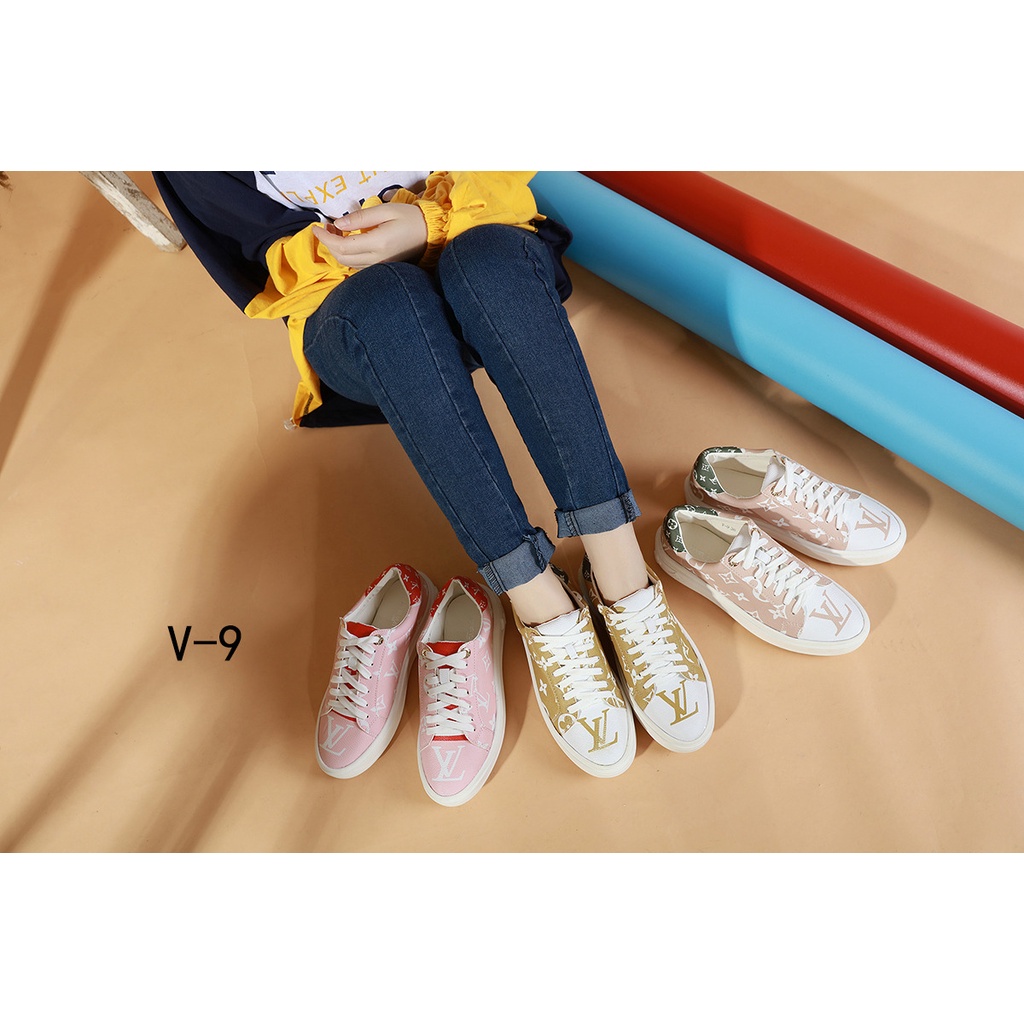 Louis Vuitton Sneaker #V-9