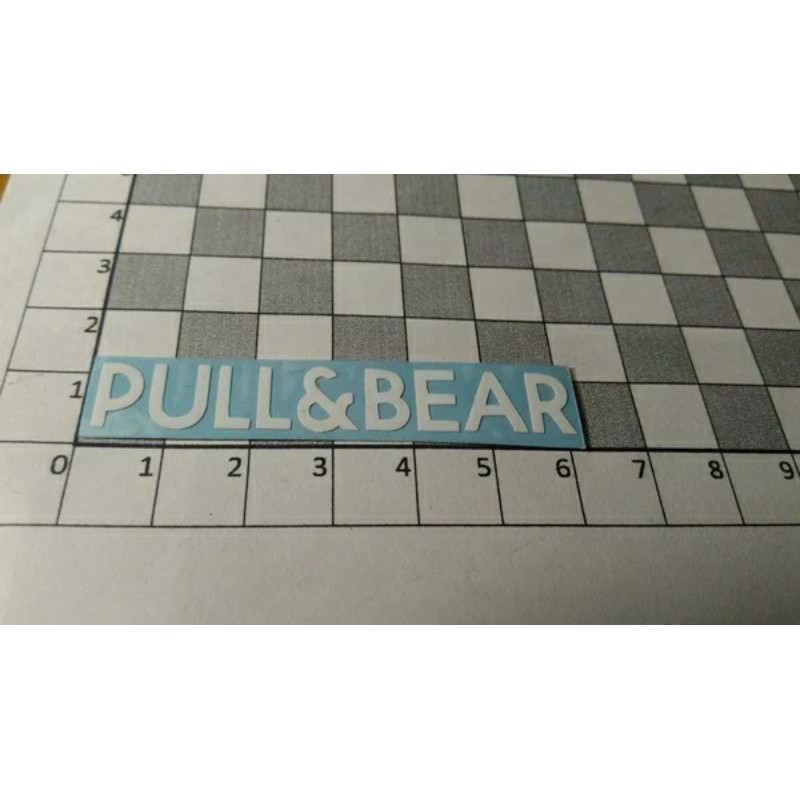 stiker pull & bear kecil putih