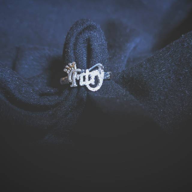 Cincin nama dewasa