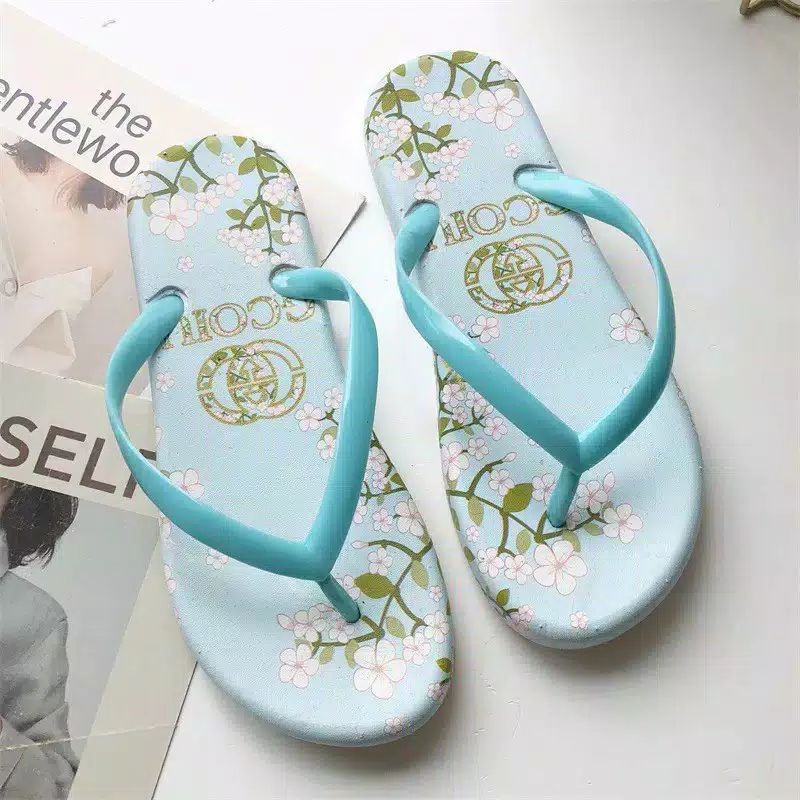 sandal wanita