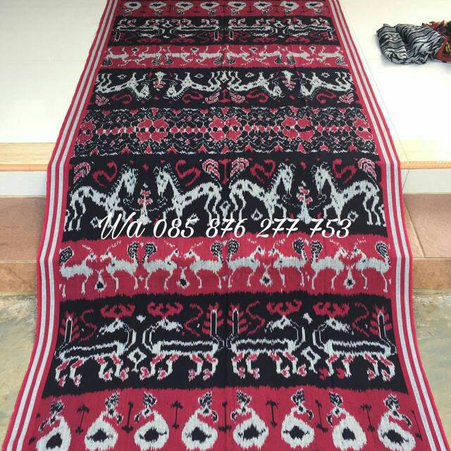 Tenun blanket halusan