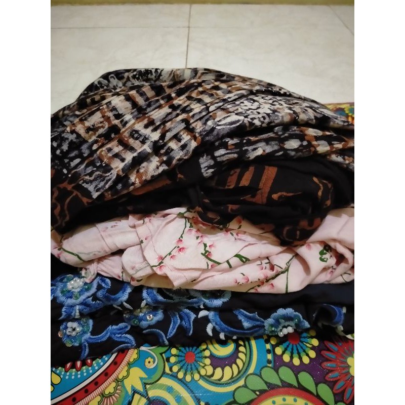 PL GAMIS WARNA