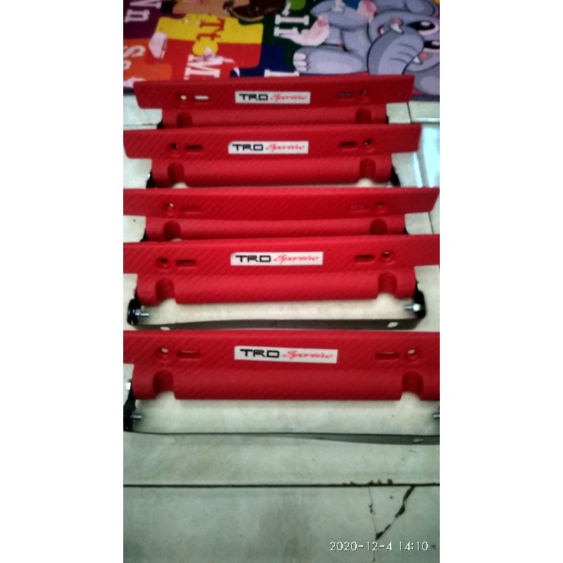 dudukan plat mobil