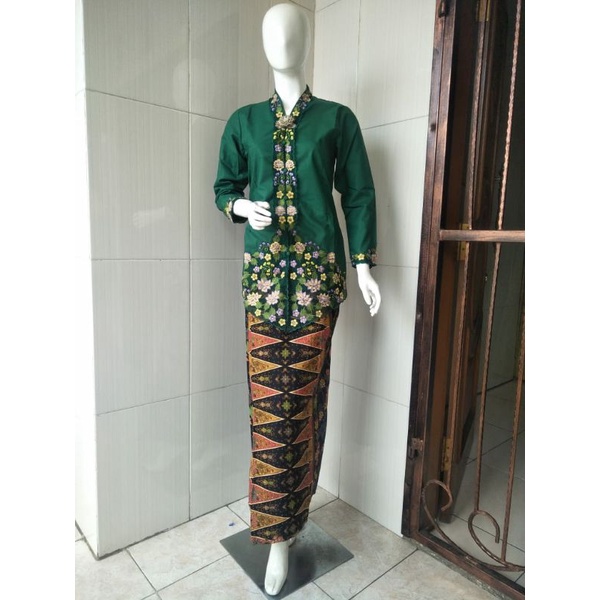 baju kebaya encim