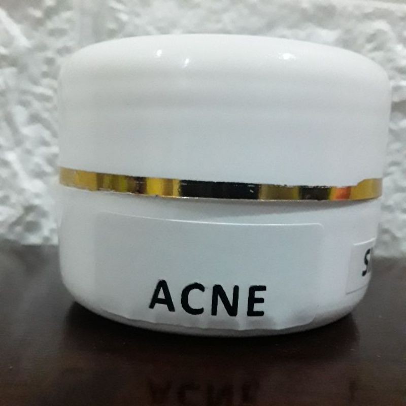 day cream acne