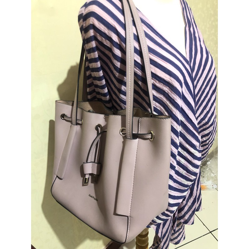 TAS PRELOVED HUShpupies