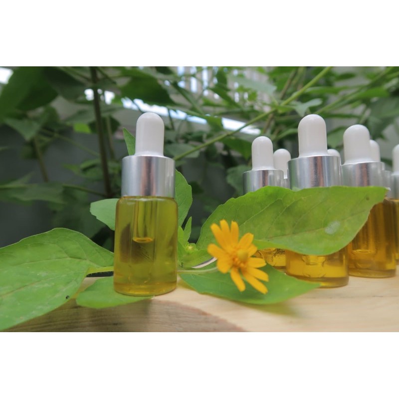Saffron Oil