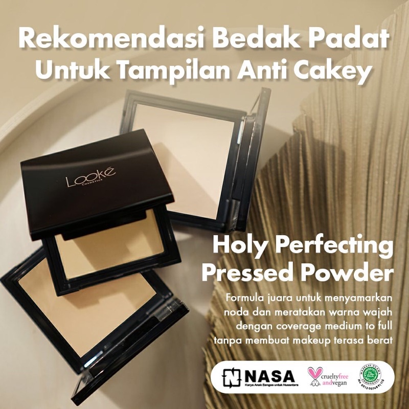 HolyPerfectingPressedPowderLooke
