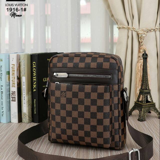 Selempang LV