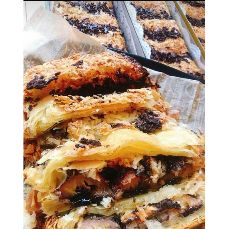 BANANNA STRUDLE