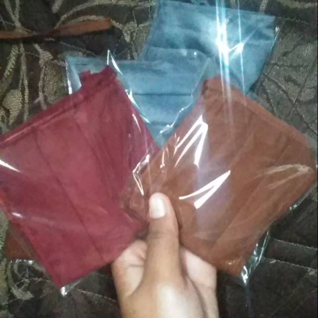 Masker kain hijab