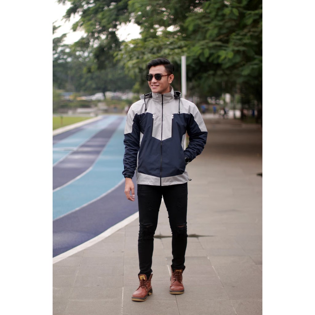 JAKET OUTDOOR