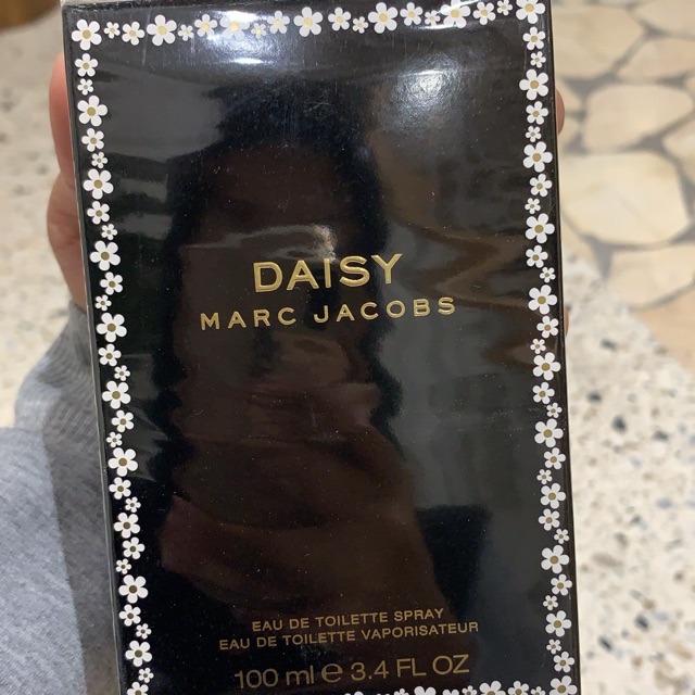 Marc Jacobs Daisy