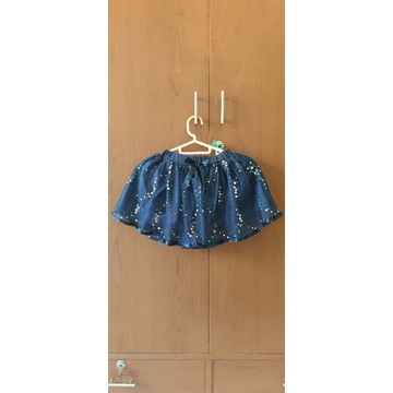 Rok anak perempuan