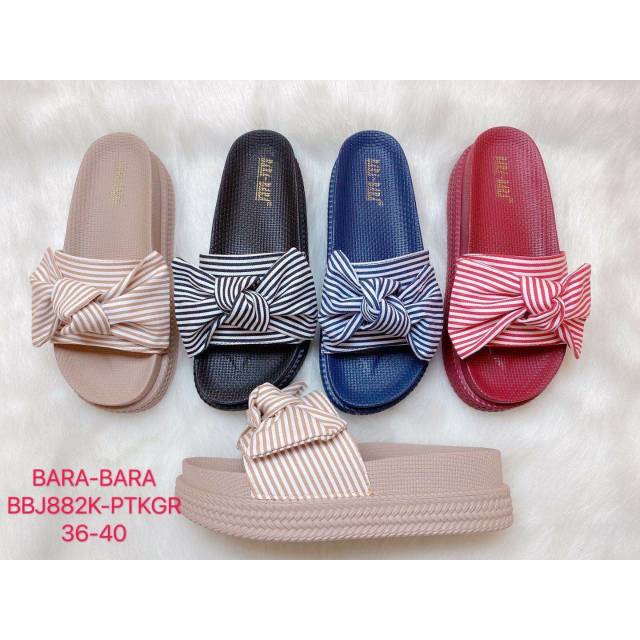 Sendal wanita bara bara