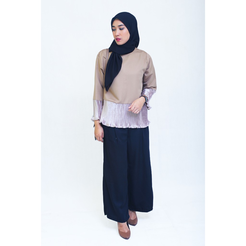 Plisket Blouse