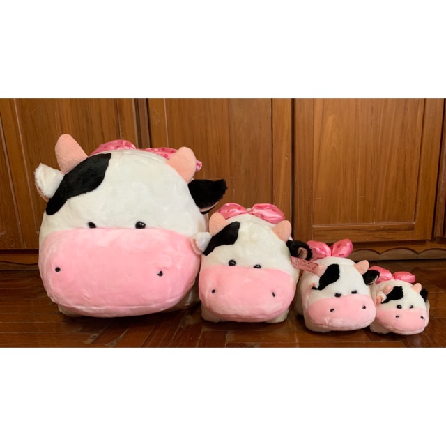 Boneka sapi pita
