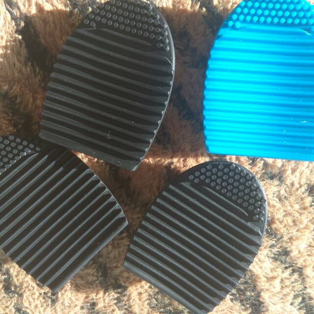 EGG BRUSH