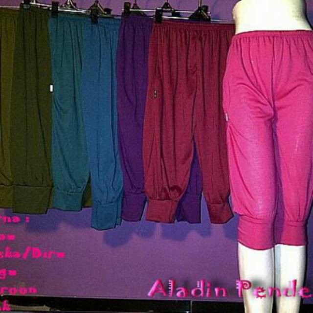 CELANA ALADIN PENDEK JUMBO