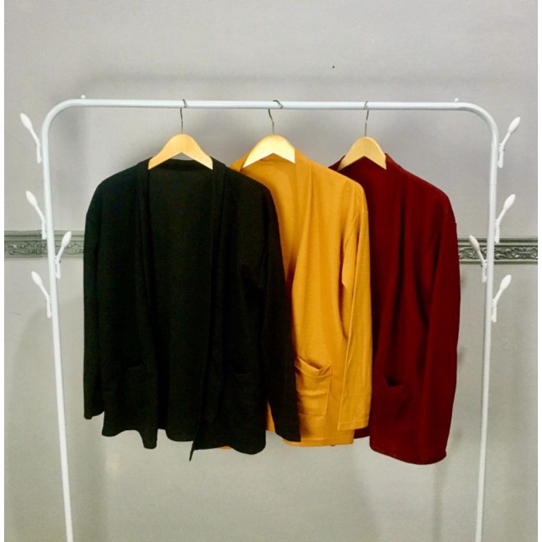 Cary Cardigan dan Blazer