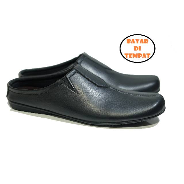 Sandal sepatu kulit