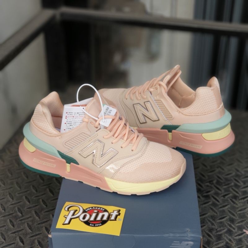 sepatu Nike