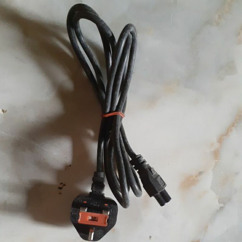 Kabel power laptop