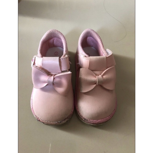 sepatu disney original hello kitty pink
