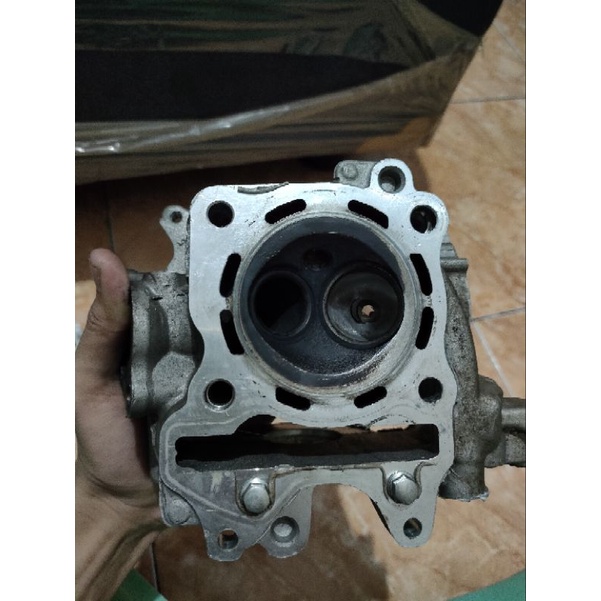 head 150 porting