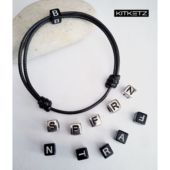 Gelang tali Initial nama!