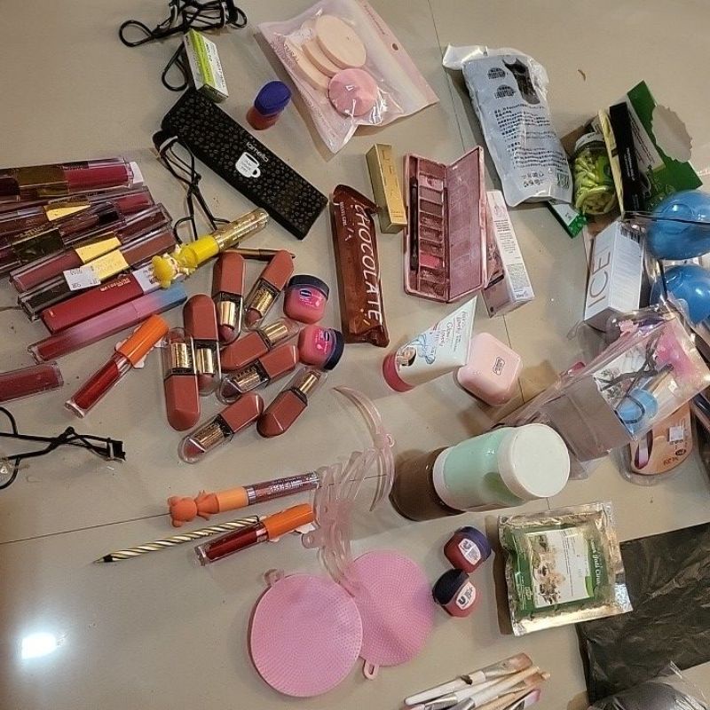 SALE MACAM MACAM