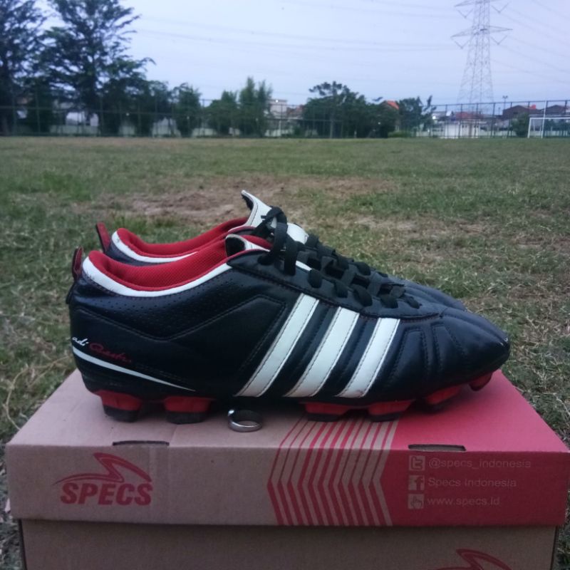 ADIDAS AdiQuestra