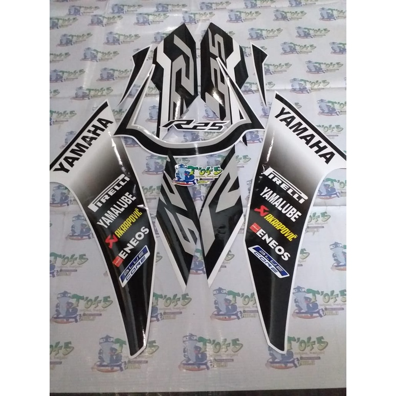 Sticker striping r25 custom