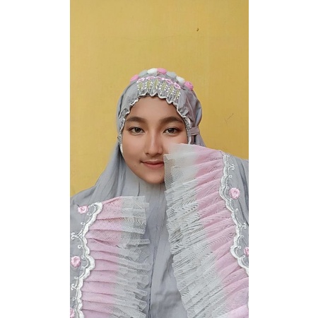 Mukenah bucket