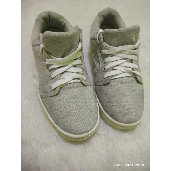 Sportshoes