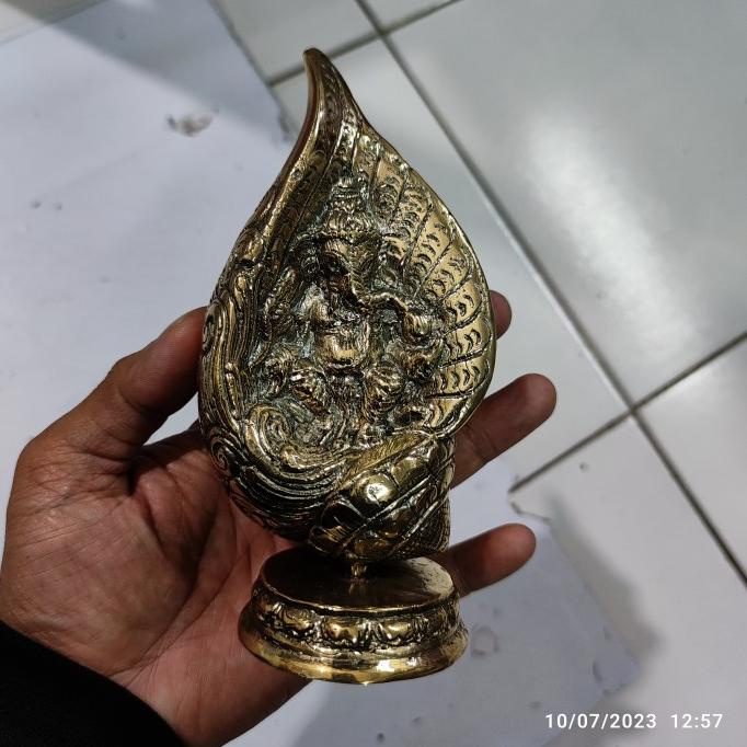 ------] patung ganesha