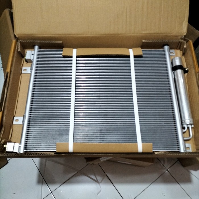 condensor AC new Nissan march star