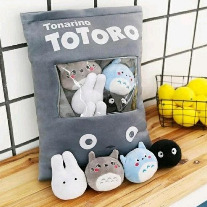 Boneka Bantal Totoro