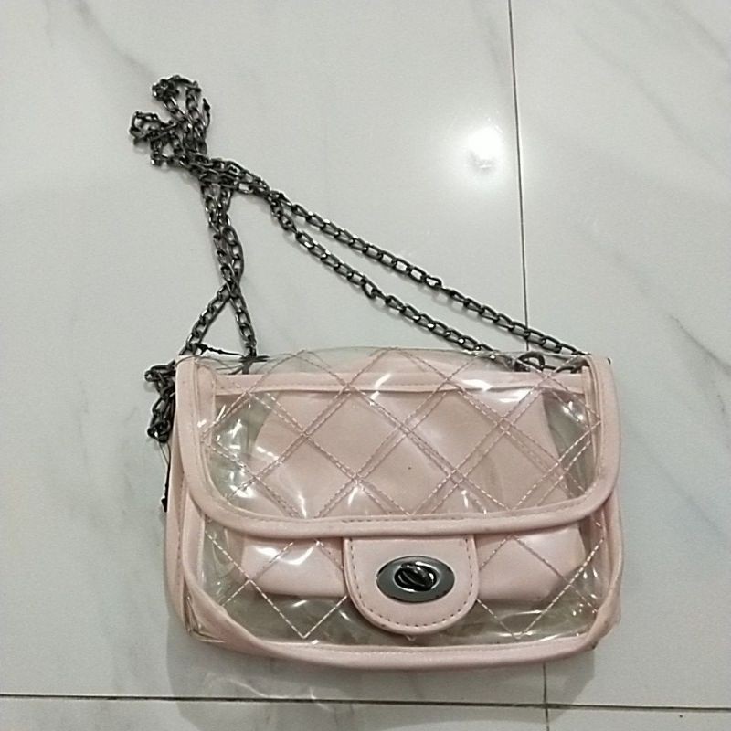tas selempang mika