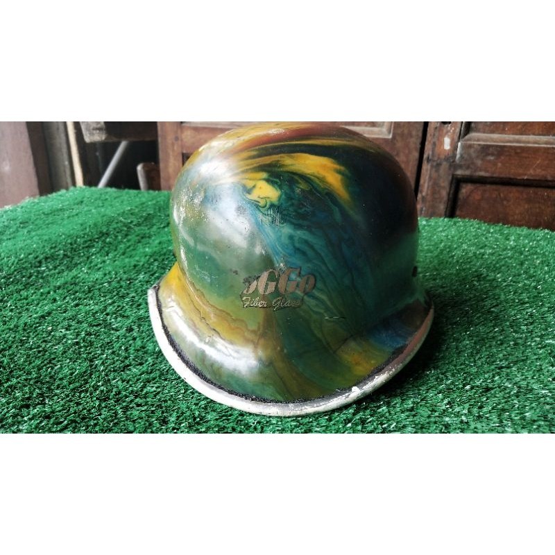 helm fiber antik