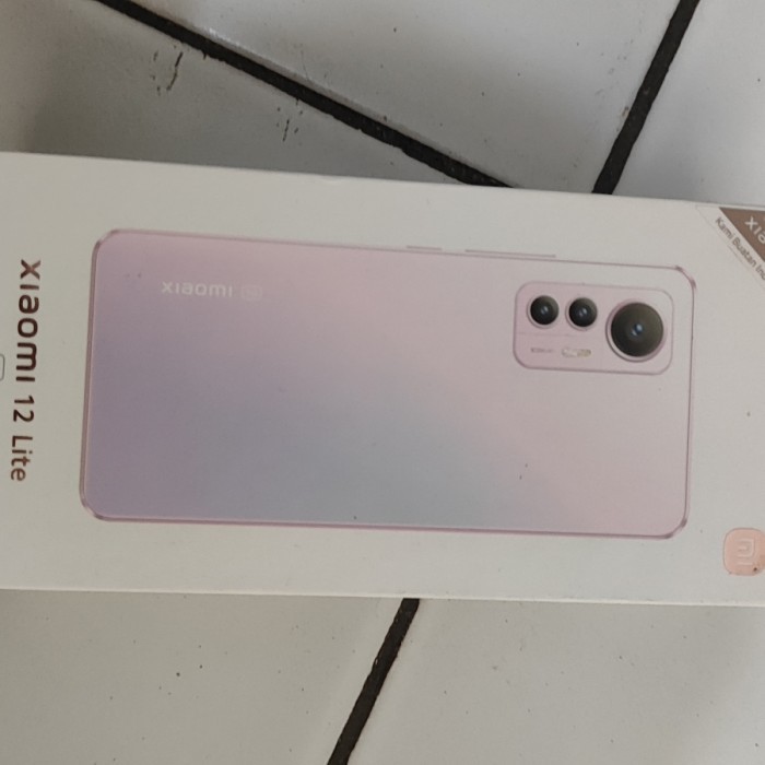 Xiaomi 12 Lite Hits