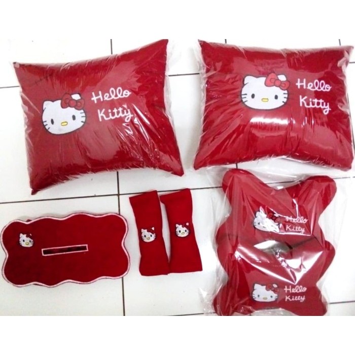 Terbatas Bantal Mobil Hello Kitty