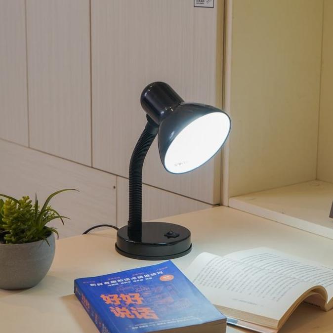 Lictz- Azko Eglo Basic Lampu Meja - Hitam