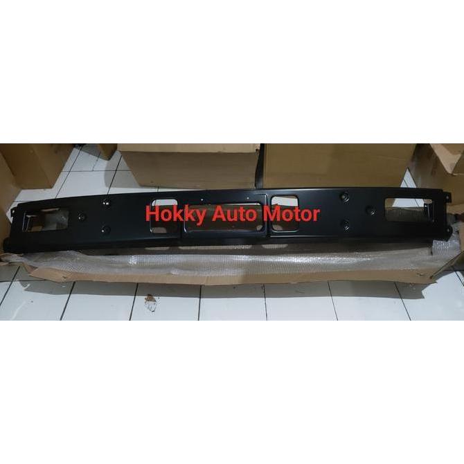 Bumper Fuso B.Up 6D22/8Dc